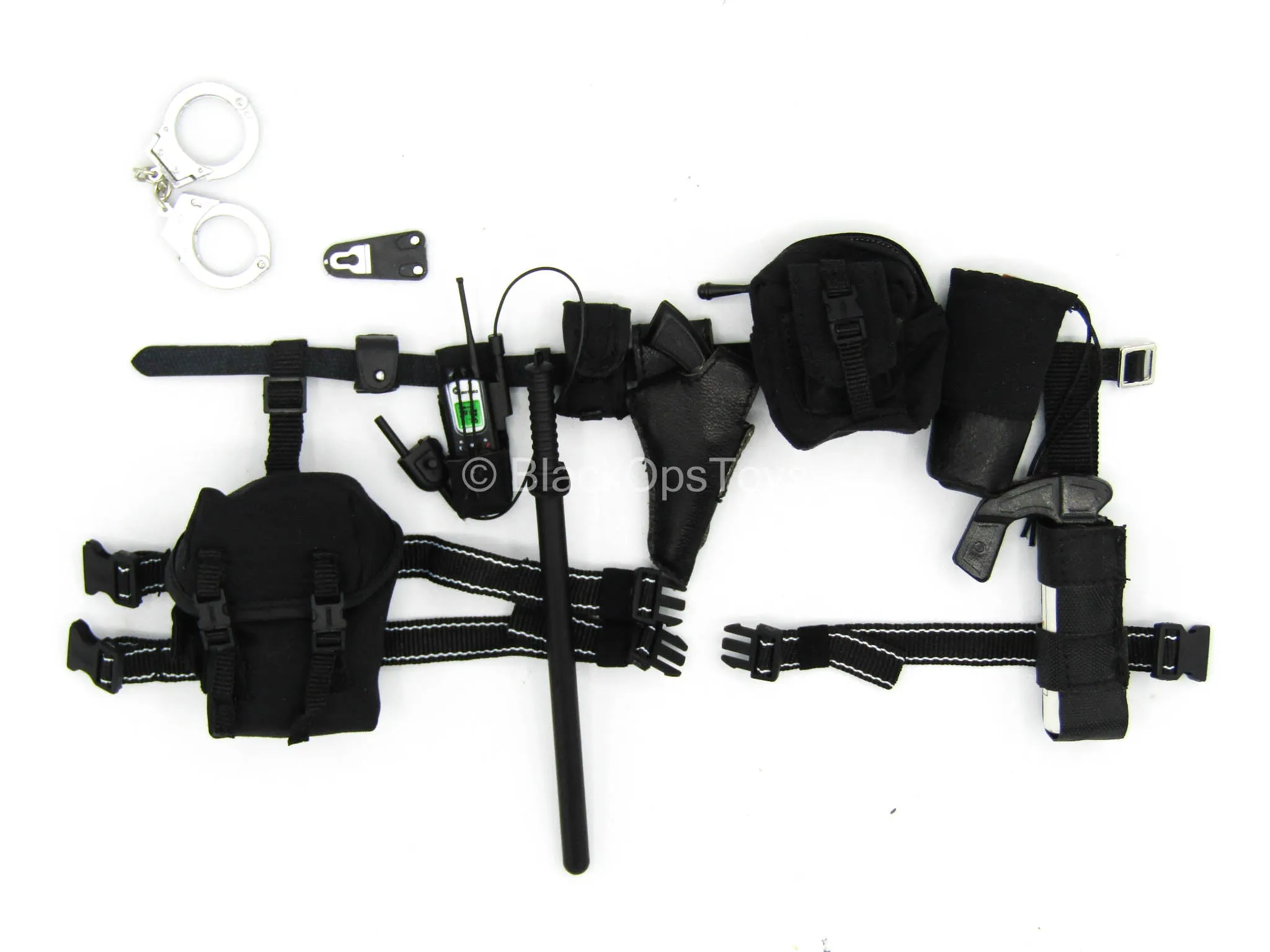 Emergency Unit - Revolver Pistol w/Pouch Accessory Set