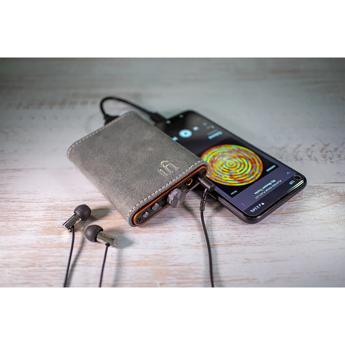 iFi Audio Hip-dac2 Portable USB DAC and Headphone Amp with Soft Protective Case