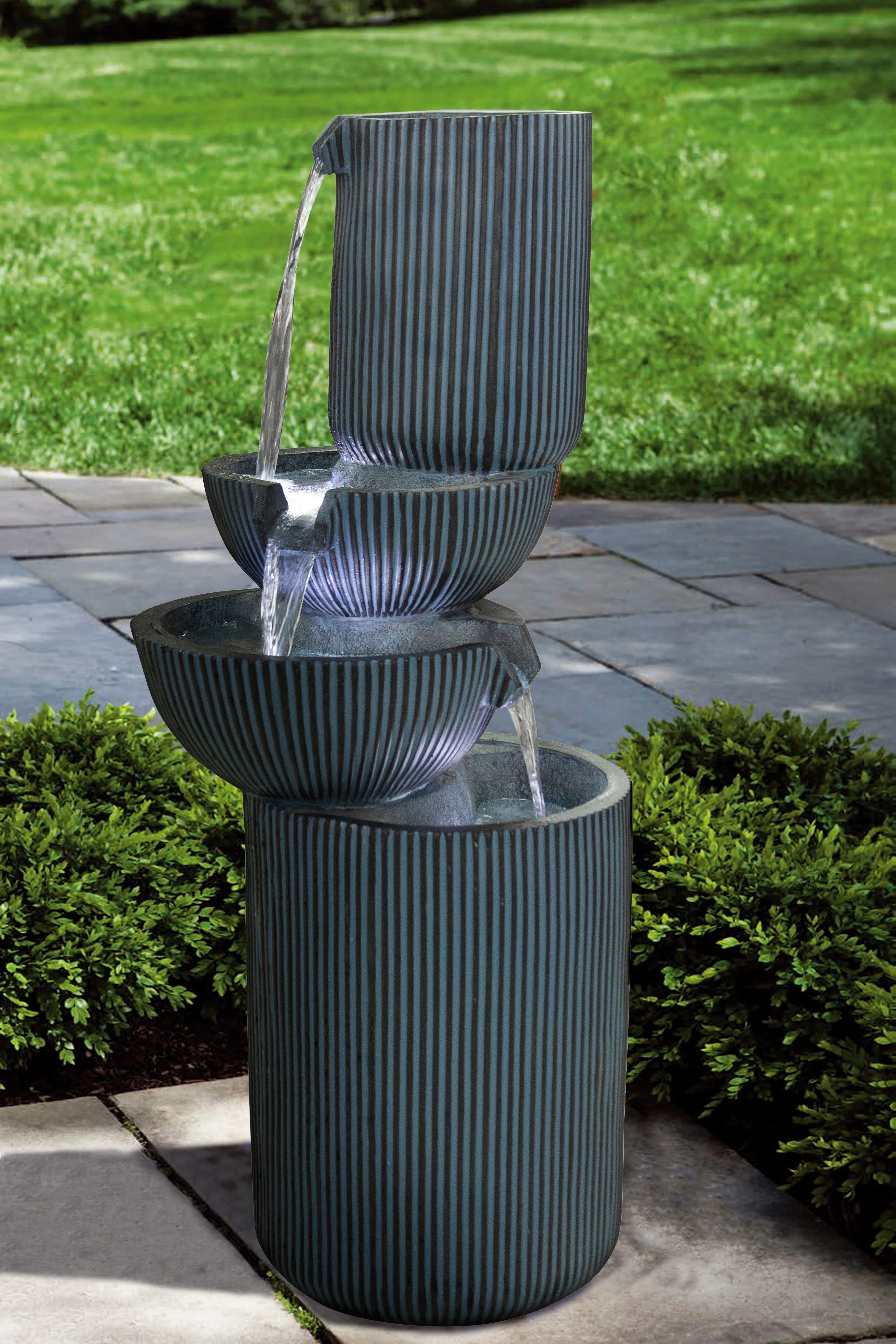 Modern Fountain W/3 Cool White Leds