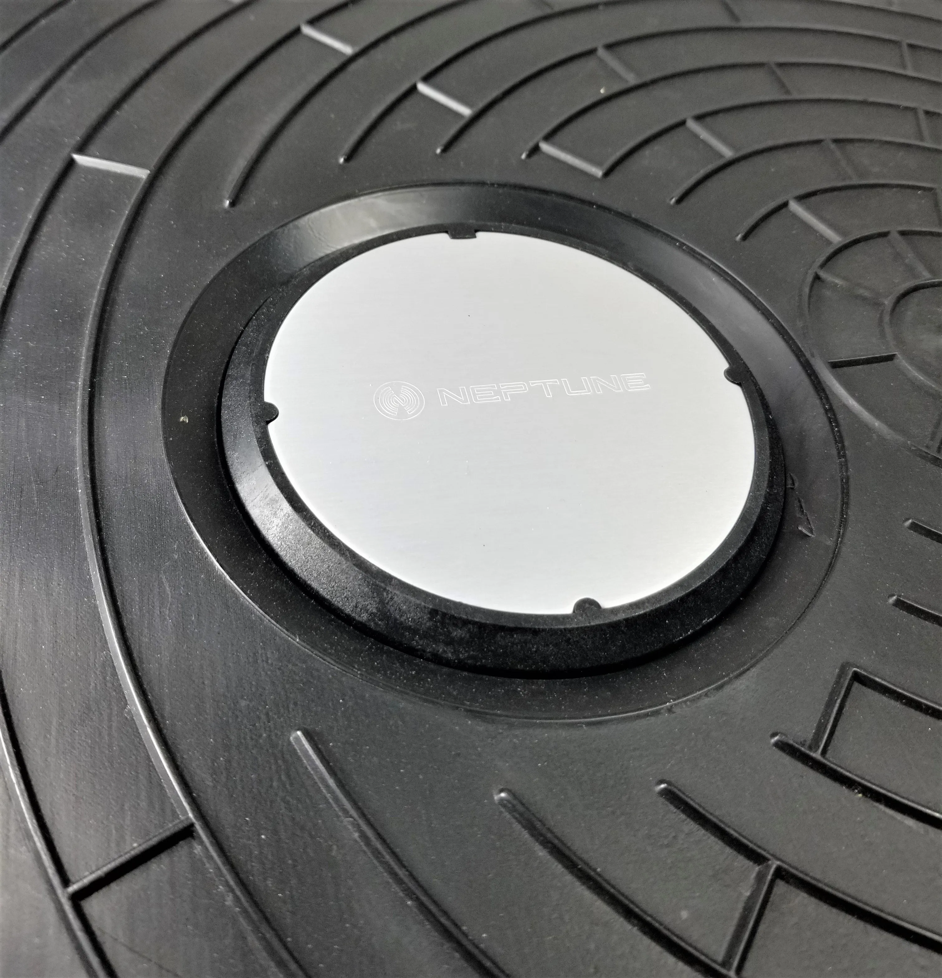 Nicor 20" Polymer AMR/AMI Water Meter Box Cover with Countersunk Antenna Holes