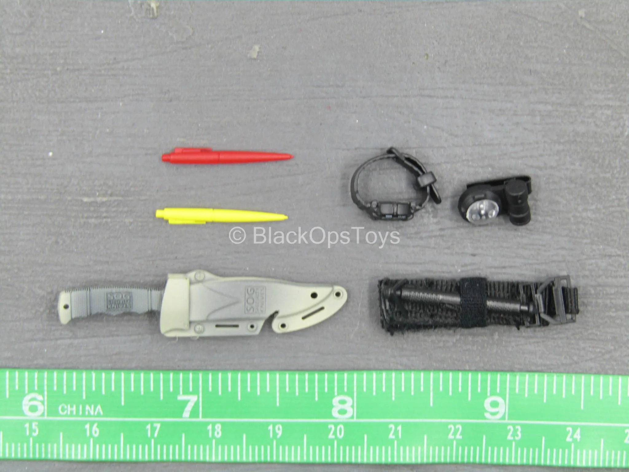 Operation Red Wings Radio Operator - Camo Knife w/Gear Set