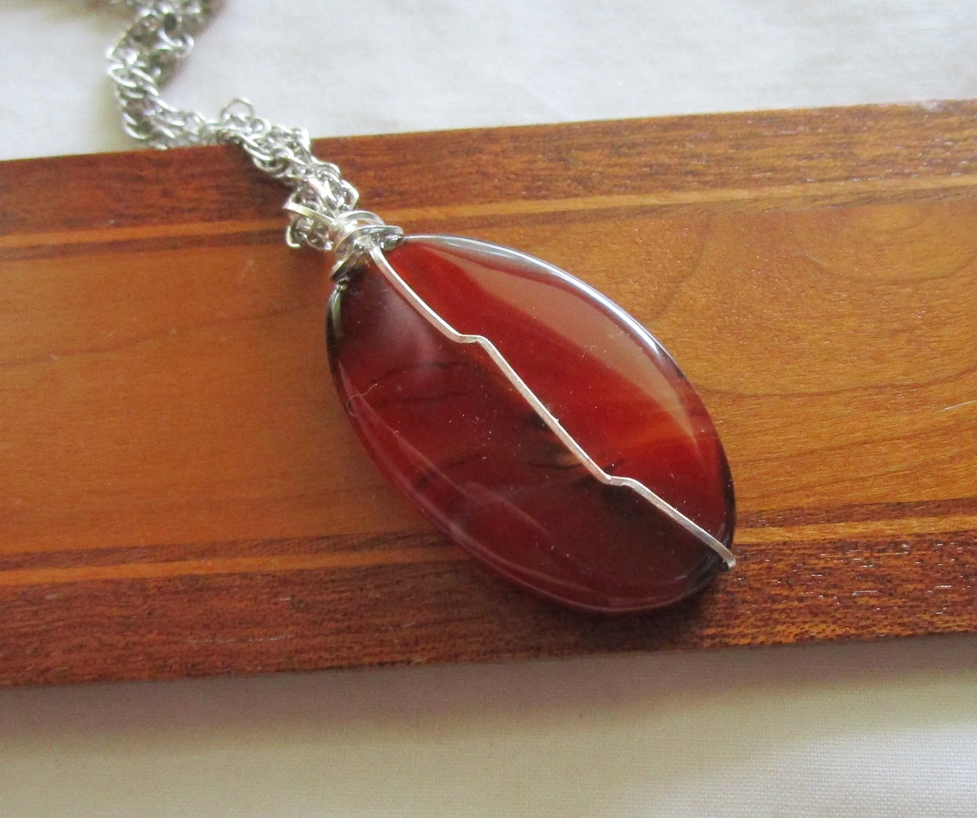 Orange Carnelian Natural Polished Crystal Oval Pendant Necklace