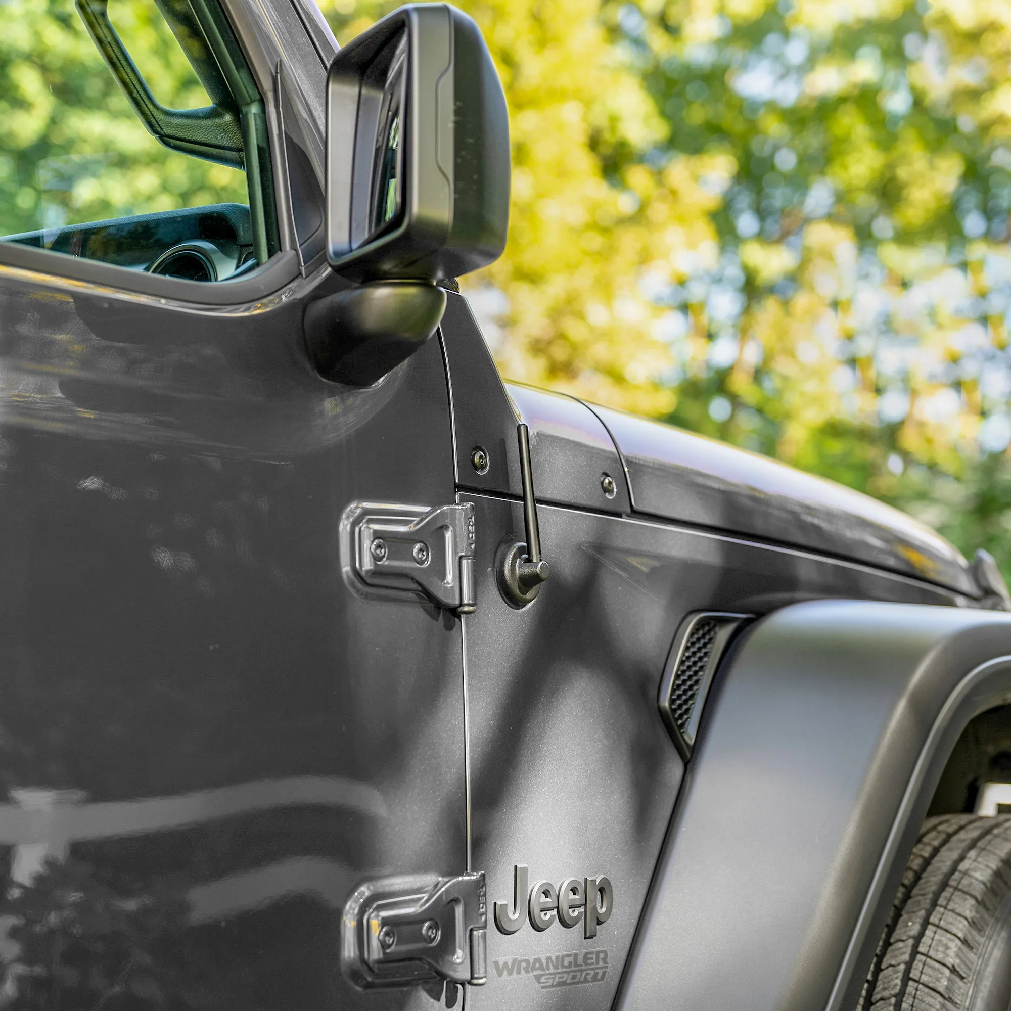 Perfect-Fit Stubby Antenna |  Jeep Wrangler & Gladiator (2017-2023)