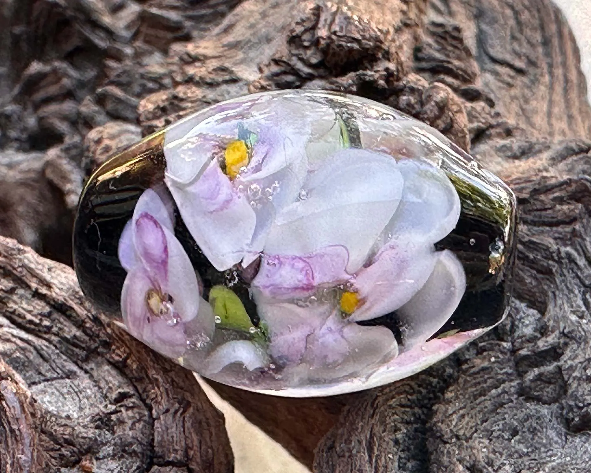White Floral Lampwork Focal Bead SRA